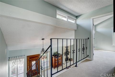 6231 Claridge Dr, Riverside, CA 92506 photo 21