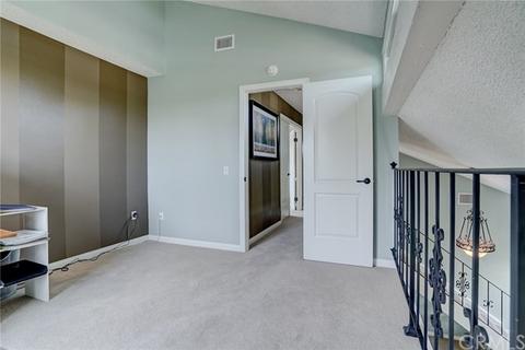 6231 Claridge Dr, Riverside, CA 92506 photo 24