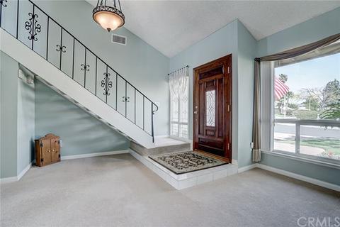 6231 Claridge Dr, Riverside, CA 92506 photo 5