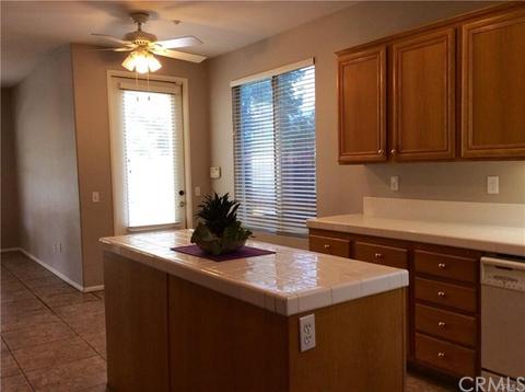 43 Valencia Ln, Redlands, CA 92374 photo 9