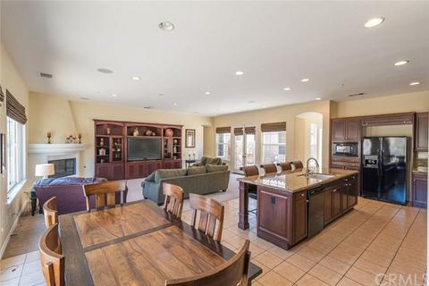 8034 Choi Dr, Riverside, CA 92506 photo 9