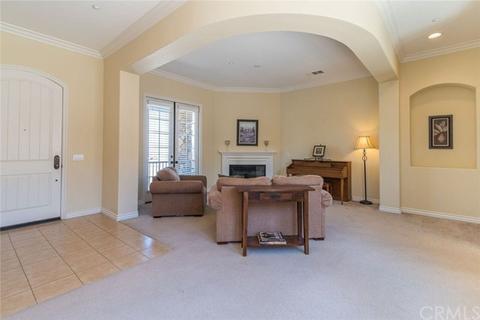 8034 Choi Dr, Riverside, CA 92506 photo 5