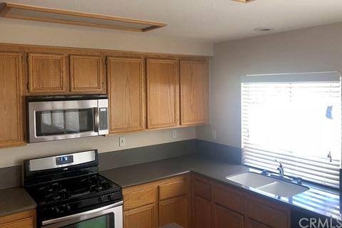 5377 Huntmaster Ln, Fontana, CA 92336 photo 8