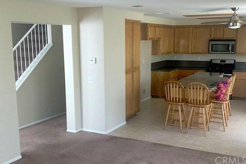 5377 Huntmaster Ln, Fontana, CA 92336 photo 6