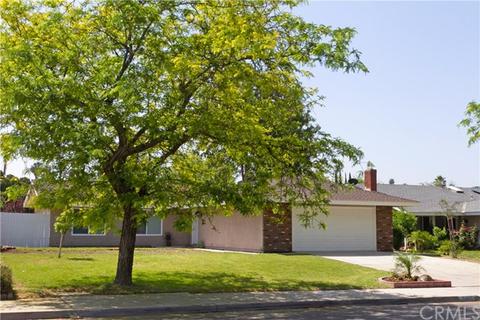6982 Manhattan Dr, Riverside, CA 92506 photo 3