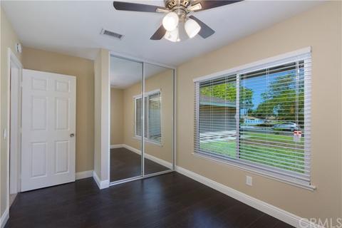6982 Manhattan Dr, Riverside, CA 92506 photo 16