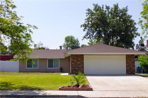 6982 Manhattan Dr, Riverside, CA 92506 photo 1