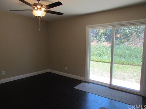 6982 Manhattan Dr, Riverside, CA 92506 photo 23