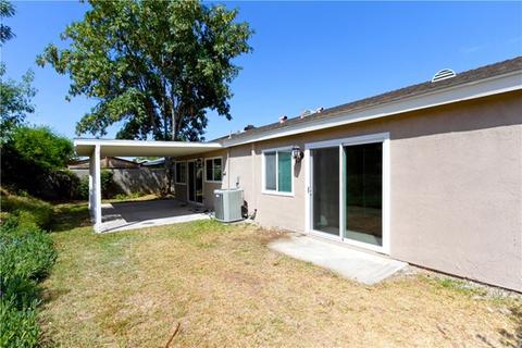 6982 Manhattan Dr, Riverside, CA 92506 photo 29