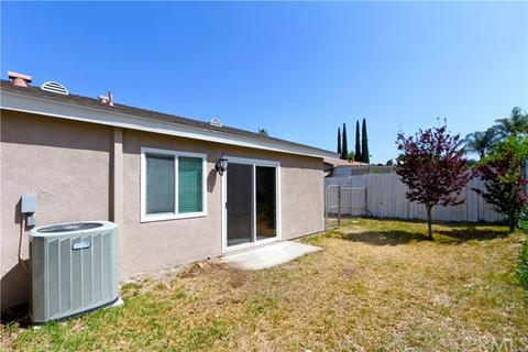 6982 Manhattan Dr, Riverside, CA 92506 photo 32