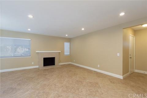 6982 Manhattan Dr, Riverside, CA 92506 photo 6