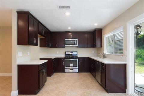 6982 Manhattan Dr, Riverside, CA 92506 photo 13