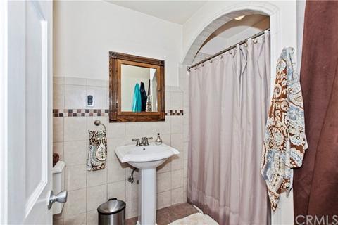9041 Rivera Rd, Pico Rivera, CA 90660 photo 15