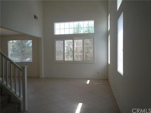 5025 Manitoba Dr, Fontana, CA 92336 photo 3