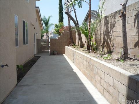 5025 Manitoba Dr, Fontana, CA 92336 photo 20