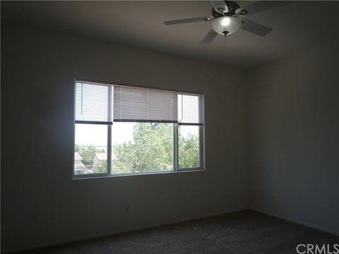 5025 Manitoba Dr, Fontana, CA 92336 photo 11