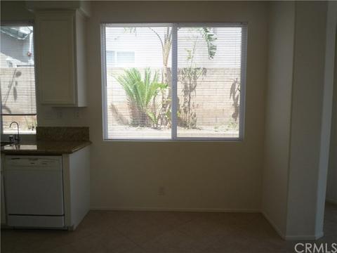 5025 Manitoba Dr, Fontana, CA 92336 photo 8