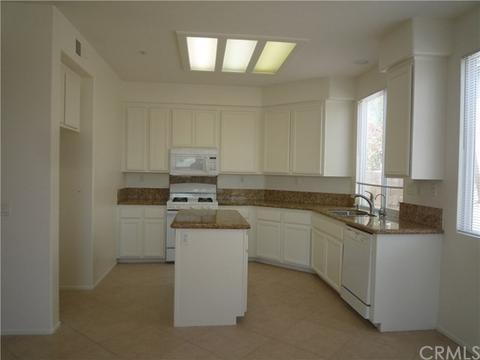 5025 Manitoba Dr, Fontana, CA 92336 photo 7