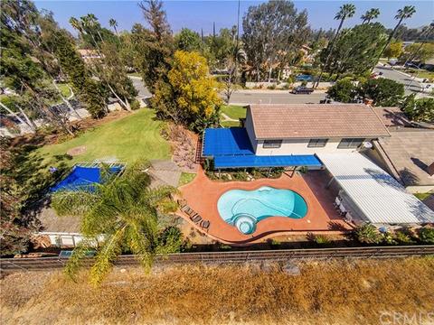 5076 Windhill Dr, Riverside, CA 92507 photo 3