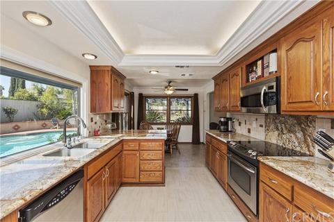 5076 Windhill Dr, Riverside, CA 92507 photo 14