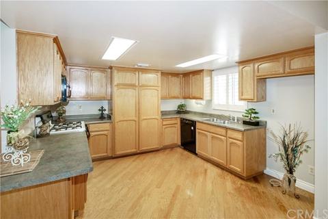 674 12th St, Beaumont, CA 92223 photo 7