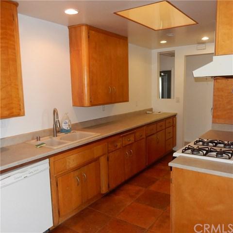 4080 Watkins Dr, Riverside, CA 92507 photo 9