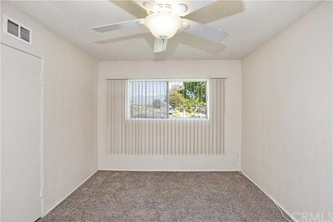 833 E Winchester Dr, Rialto, CA 92376 photo 19