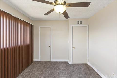833 E Winchester Dr, Rialto, CA 92376 photo 15