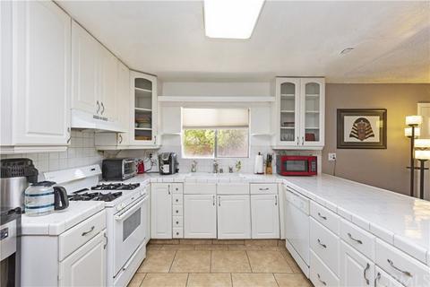 833 E Winchester Dr, Rialto, CA 92376 photo 14
