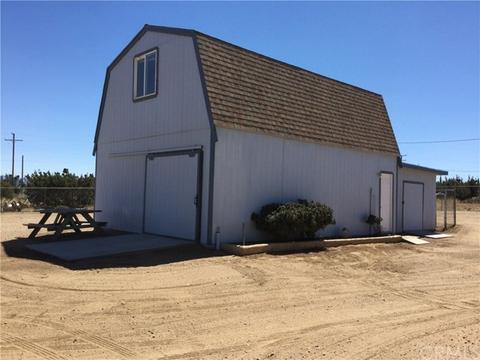9235 Atsina Rd, Phelan, CA 92371 photo 5