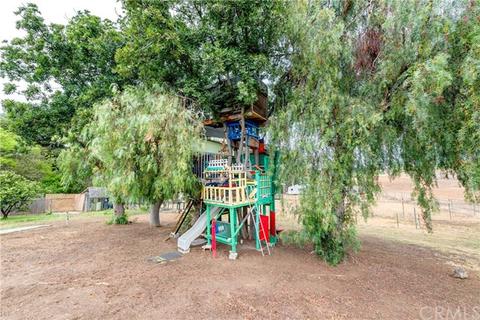 1235 Highridge St, Riverside, CA 92506 photo 34