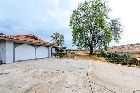 1235 Highridge St, Riverside, CA 92506 photo 7