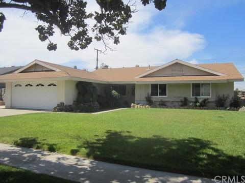 920 Bermuda Dr, Redlands, CA 92374 photo 2