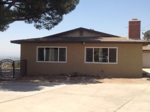 3525 Manor Dr, Riverside, CA 92509 photo 2