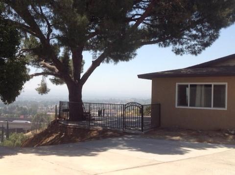 3525 Manor Dr, Riverside, CA 92509 photo 3