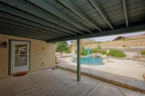 19788 Kip Ct, Apple Valley, CA 92308 photo 4