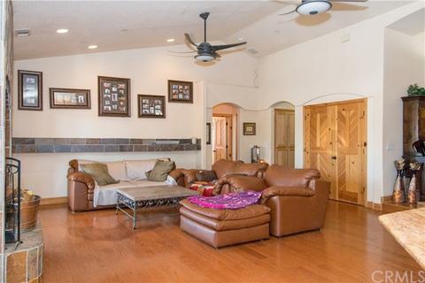 9242 Valencia St, Phelan, CA 92371 photo 24