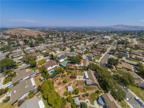5409 Circle View Dr, Riverside, CA 92505 photo 32