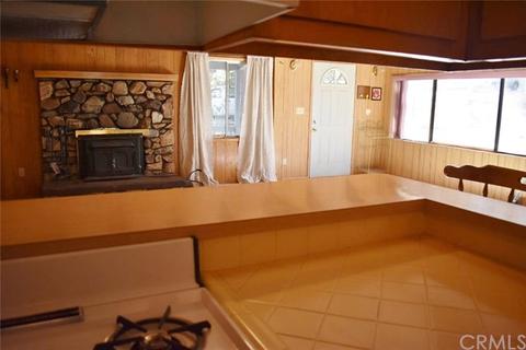 6271 Conifer Dr, Wrightwood, CA 92397 photo 14