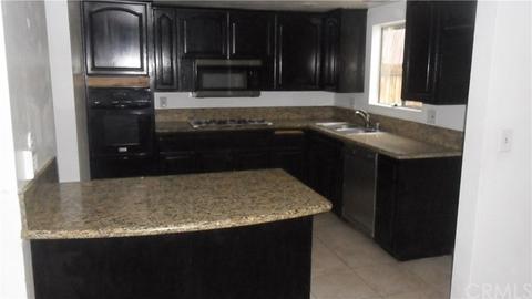 2052 Carlton Pl, Riverside, CA 92507 photo 4