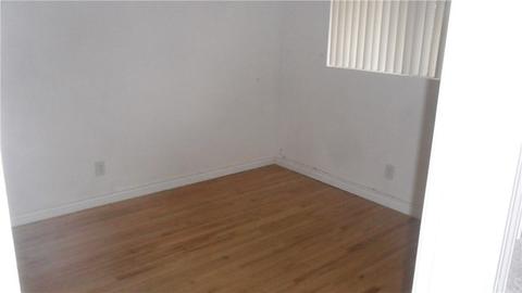 2052 Carlton Pl, Riverside, CA 92507 photo 13
