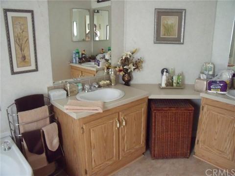 632 Dove Dr, Perris, CA 92570 photo 10
