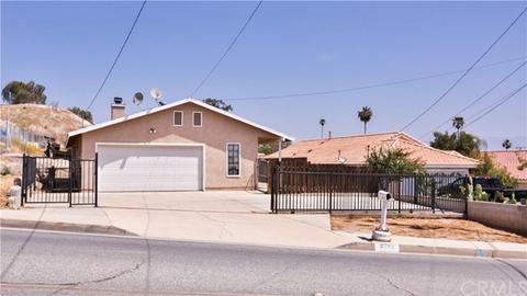 1074 Navajo Rd, Perris, CA 92570 photo 1