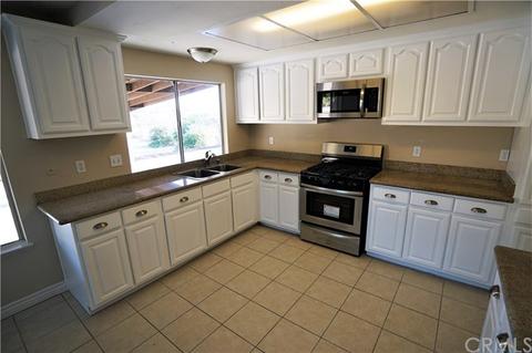 743 W Grove St, Rialto, CA 92376 photo 8
