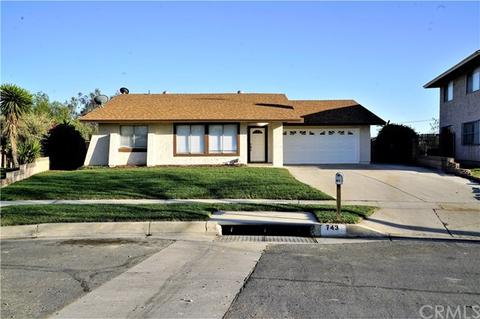 743 W Grove St, Rialto, CA 92376 photo 1
