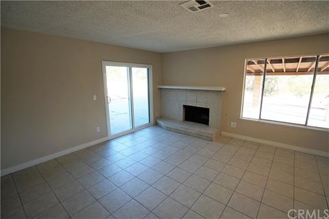 743 W Grove St, Rialto, CA 92376 photo 6
