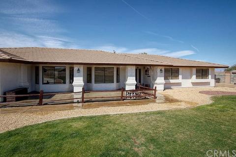 8119 Del Ct, Phelan, CA 92371 photo 13