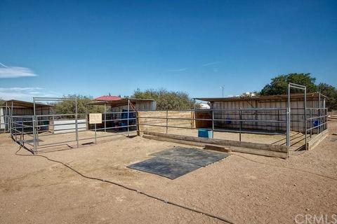8119 Del Ct, Phelan, CA 92371 photo 19