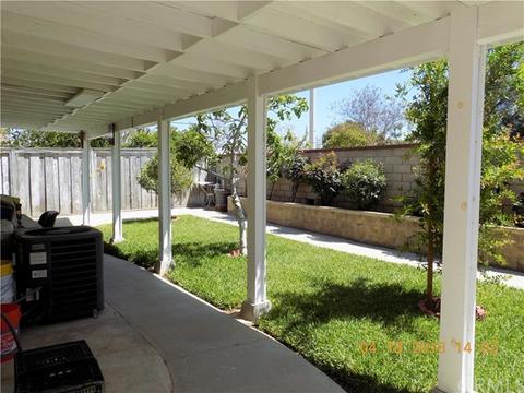457 Coudures, Perris, CA 92571 photo 13