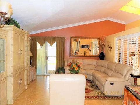 457 Coudures, Perris, CA 92571 photo 3